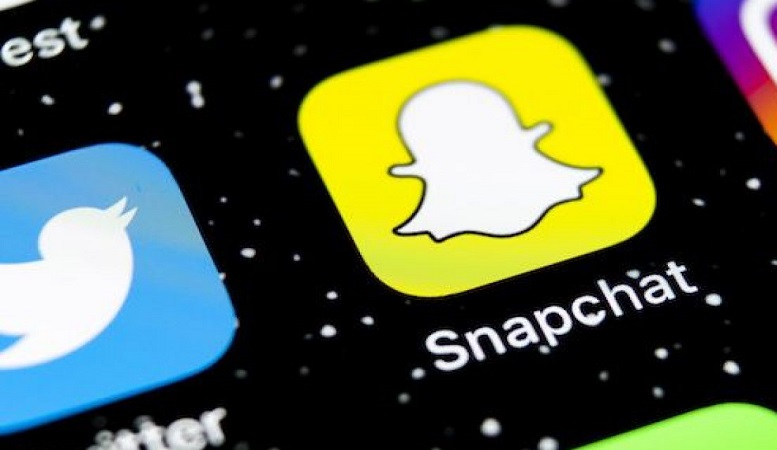 اپلیکیشن snap chat از نمونه های دیگری است که می توان آن را جایگزین اینستاگرام قرار داد