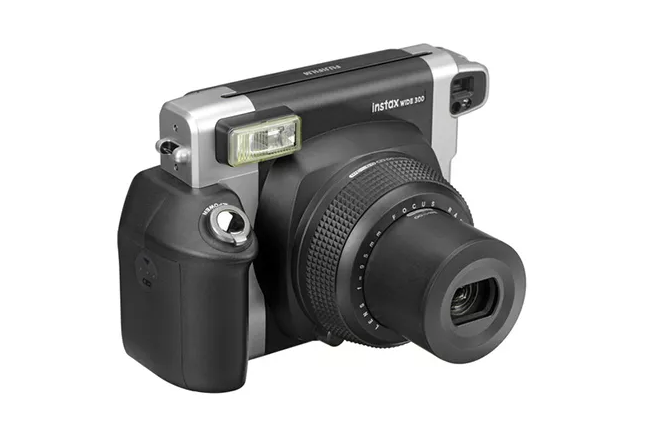 بهترین دوربین چاپ سریع - Fujifilm Instax Wide 300
