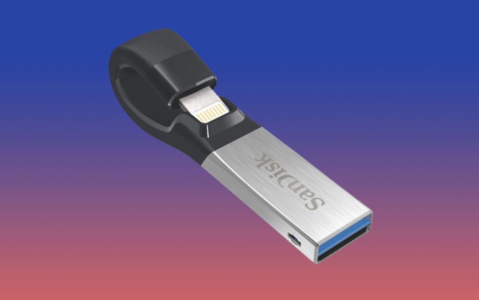 بهترین فلش های سال 2021:  SanDisk iXpand Flash Drive SDIX30N